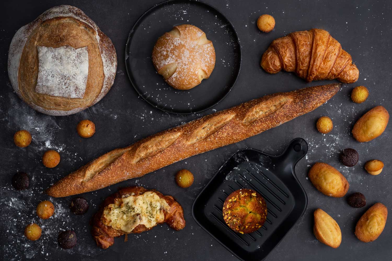 breads_of_love-black-84302180